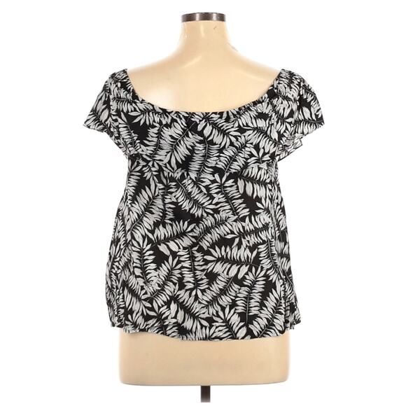 1.STATE off the shoulder ruffle leaf print blouse top black cream Size XL NEW - Picture 2 of 7